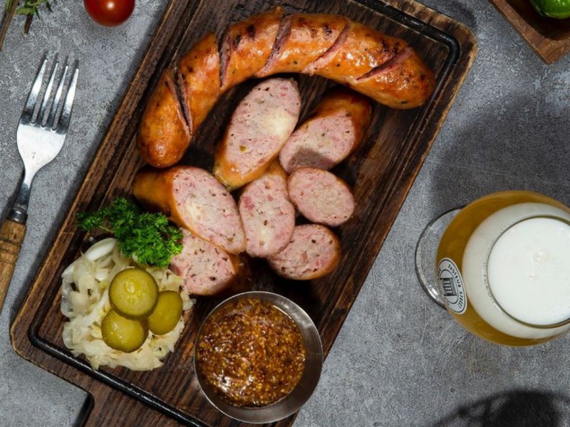 Smoked Bacon & Cheese Sausages